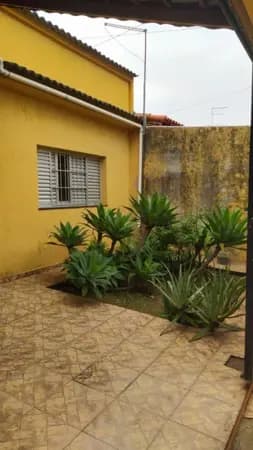 Casa à venda no bairro Vila Mogilar em Mogi das Cruzes/SP