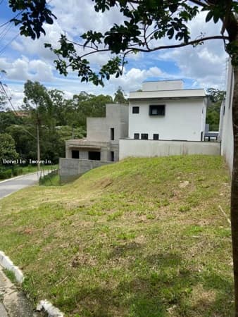 Terreno à venda no bairro Mogi Moderno em Mogi das Cruzes/SP