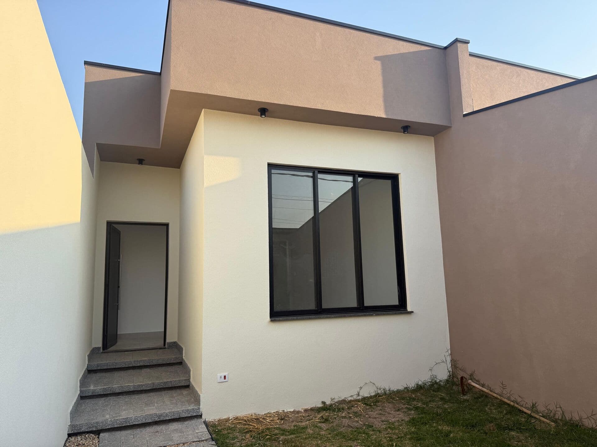 Casa à venda no bairro Vila Mogilar em Mogi das Cruzes/SP