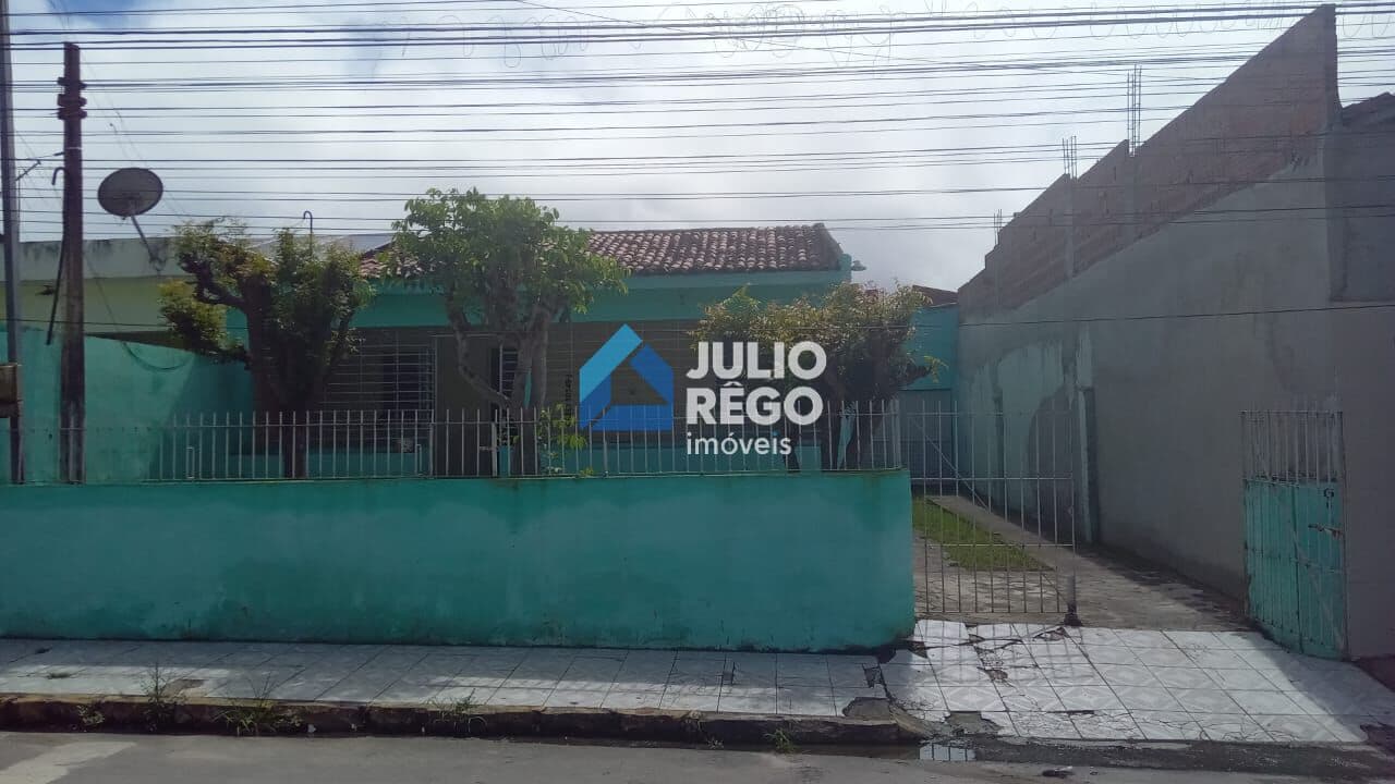 Casa à venda no bairro Boa Vista I em Caruaru/PE