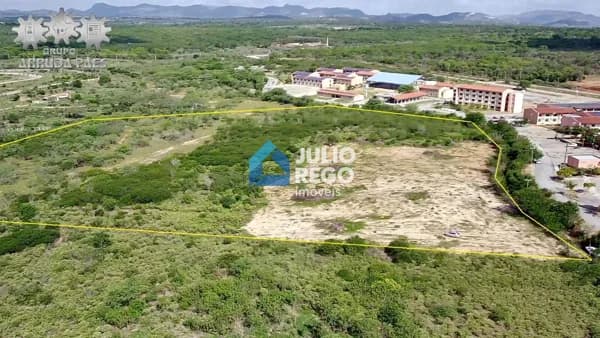 Área a venda de 52.600m² Próximo à UFPE em CARUARU.