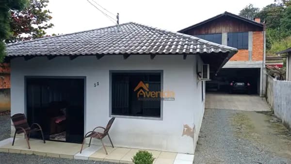 Casa à venda no bairro Bairro Rodeio 12 em Rodeio/SC