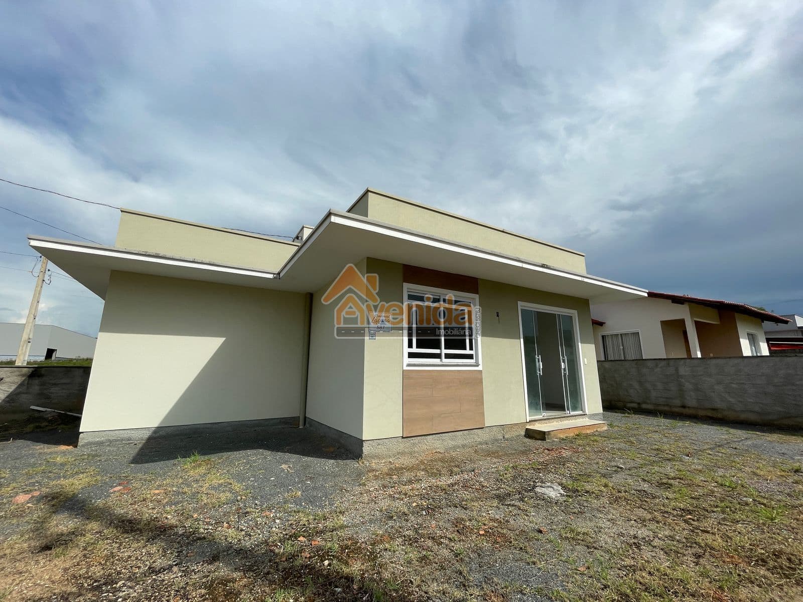 Casa em Rio dos Cedros - Divinéia