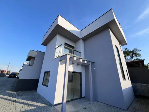 Casa à venda no bairro Bairro Araponguinhas em Timbó/SC