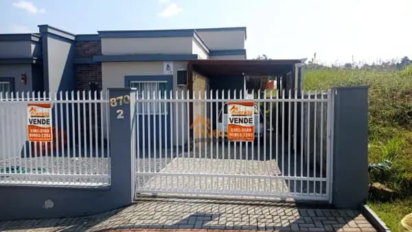 Casa à venda no bairro Bairro Divineia em Rio dos Cedros/SC