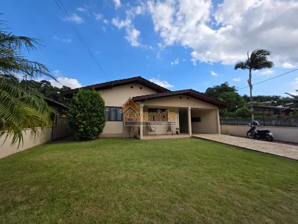 Casa em Timbó - Estados
