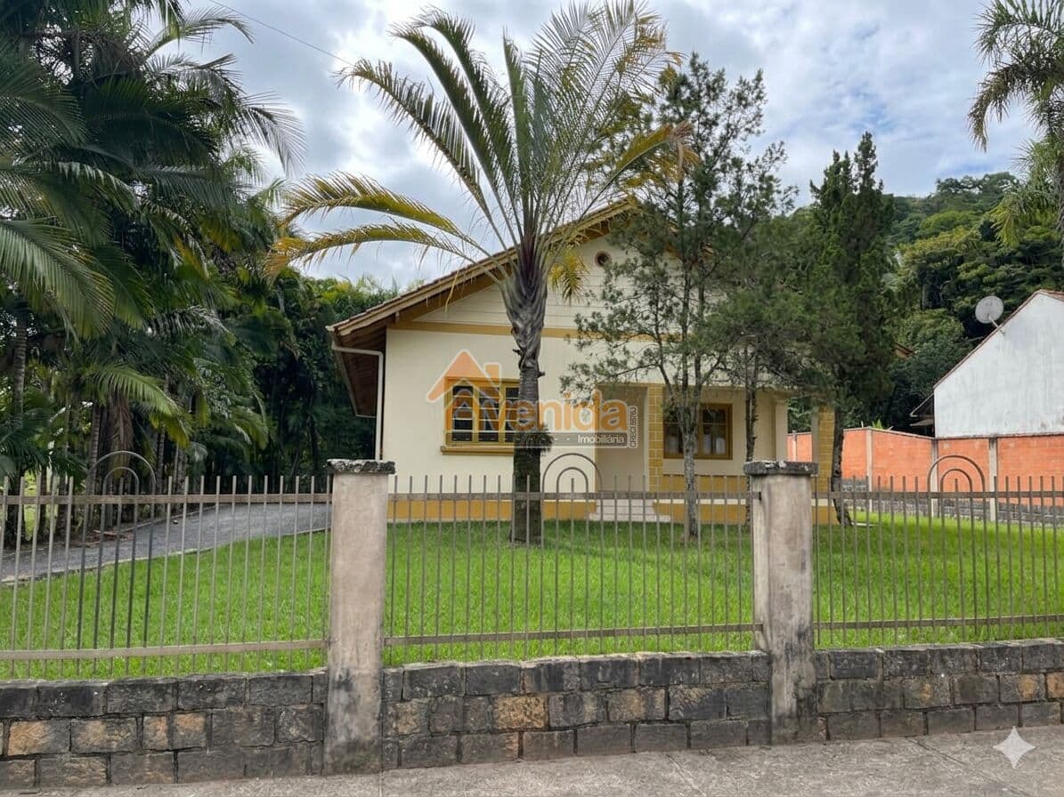 Casa em Timbó - Quintino