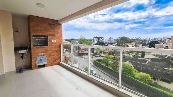 Apartamento à venda, 3 quartos com suíte, em Condomínio Clube ao lado do Parque Bacacheri