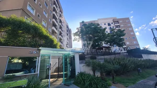 Apartamento 2 Quartos, com Vaga Coberta, Varanda e Lazer de Clube Completo no Tingui