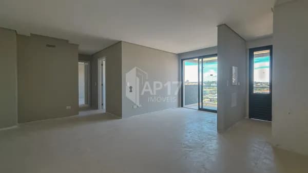 Apartamento à Venda com 2 Quartos (1 Suíte), Varanda com Churrasqueira e Vaga Coberta