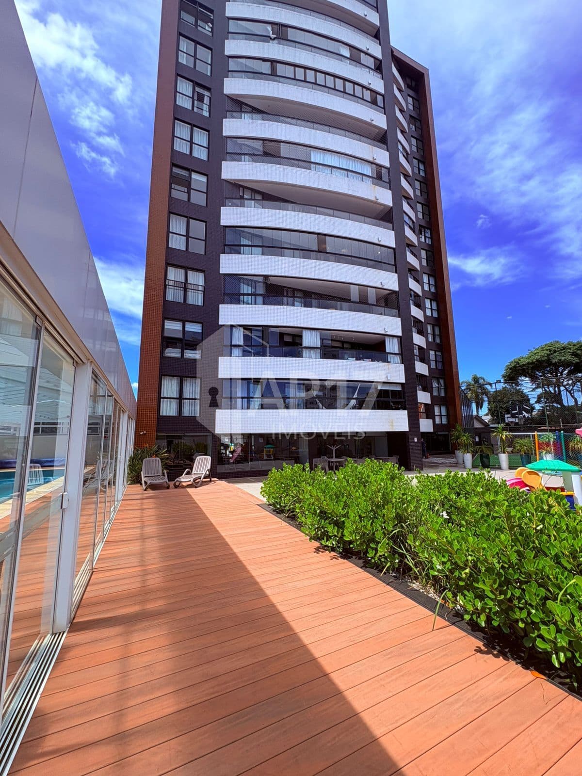Apartamento Alto Padrão em Bacacheri, Curitiba/PR