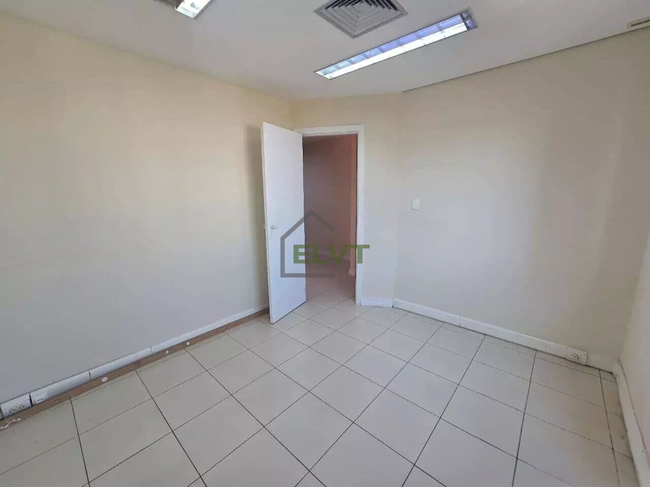 Sala comercial à venda no bairro Vila Osasco em Osasco/SP com 31m²