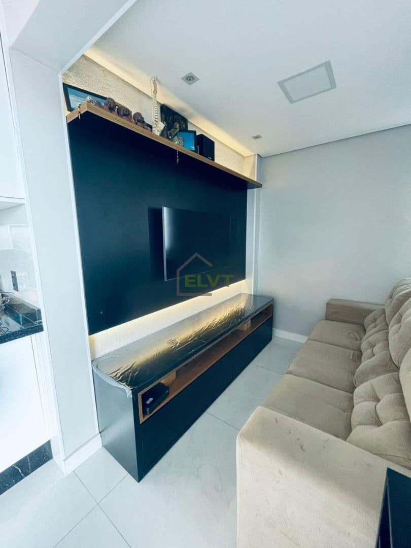 Apartamento à venda no bairro Jardim D'Abril em Osasco/SP com 1 quarto