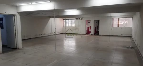 Salão comercial para alugar no bairro Centro de Osasco/SP com 240m²