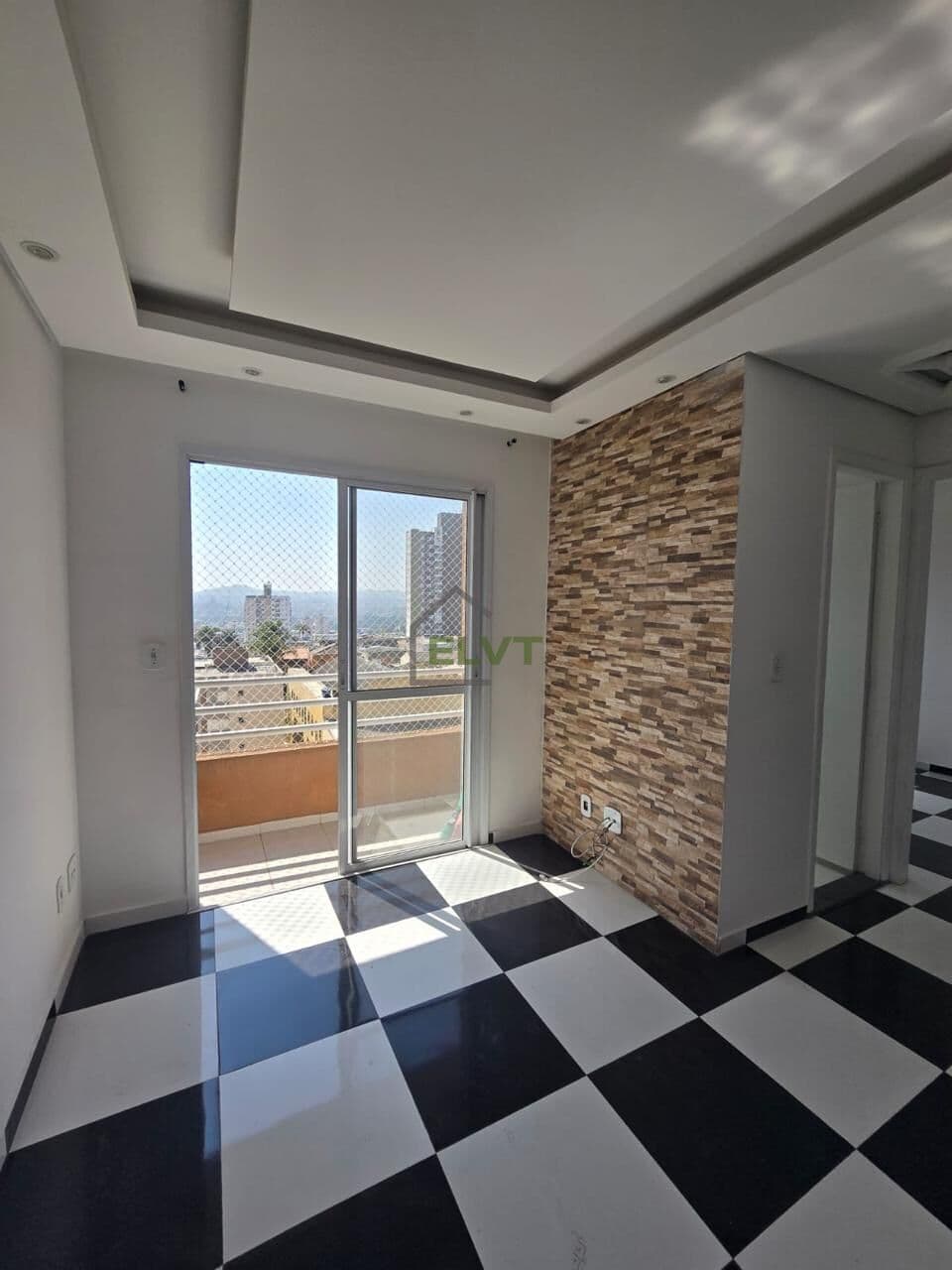 Apartamento à venda no Quitaúna com 2 quartos