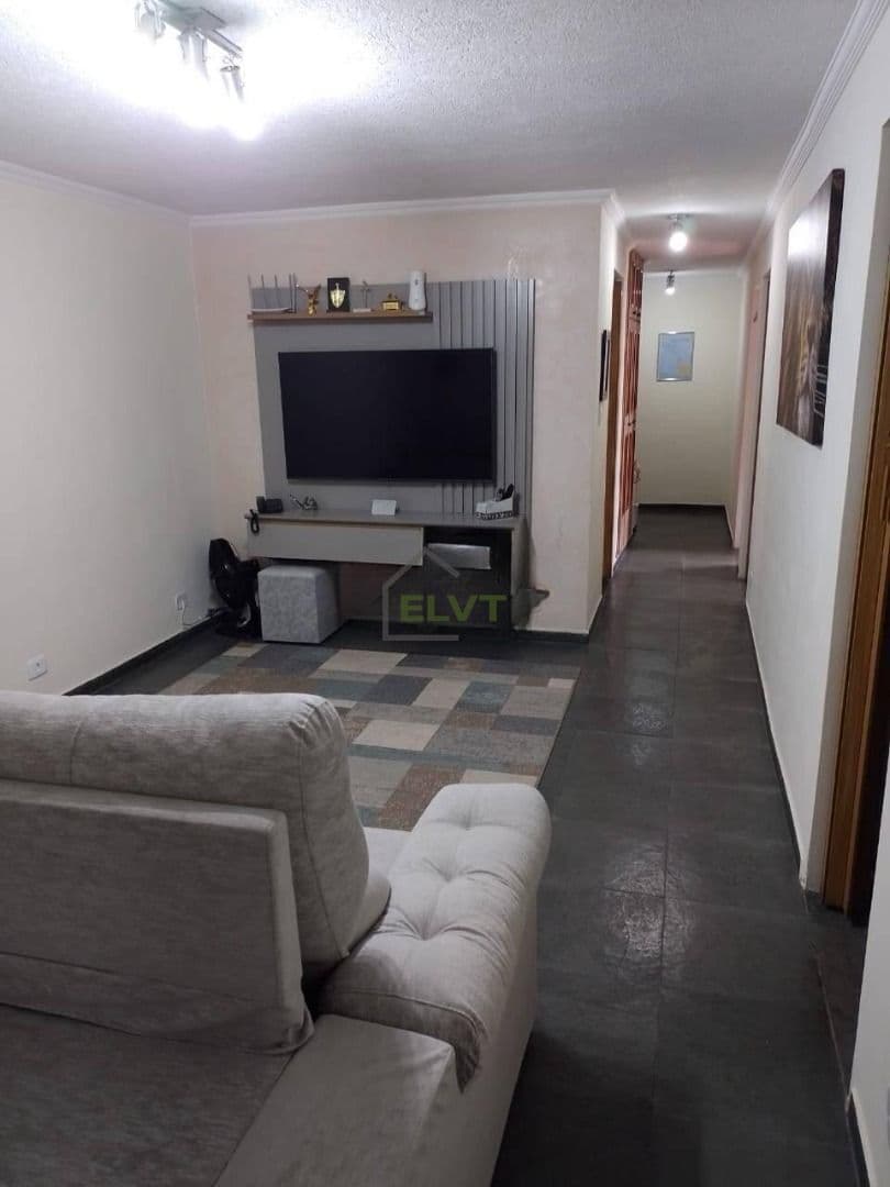 Casa Térrea à venda no bairro Metalúrgicos em Osasco/SP, com 3 quartos