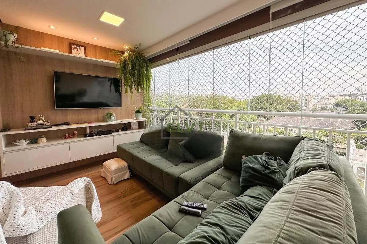Apartamento à venda na Vila Anastácio com 3 quartos