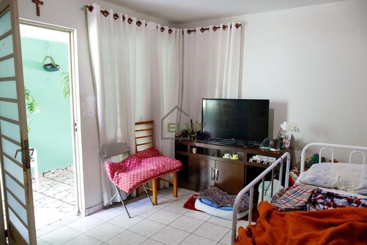 Casa à venda no bairro Cidade das Flores em Osasco/SP com 3 quartos