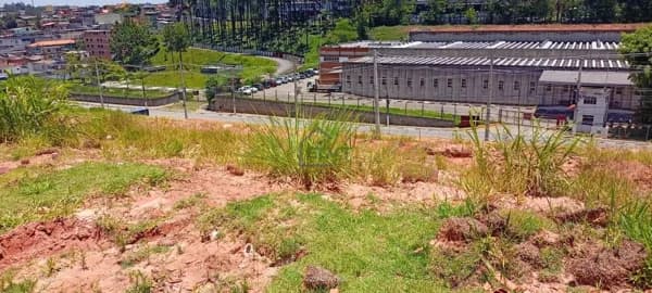 Terreno à venda no Parque Alexandre com 125m²