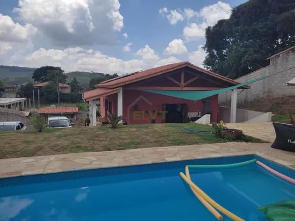 Casa à venda no bairro Recanto Maravilha III em Santana de Parnaíba com 3 quartos