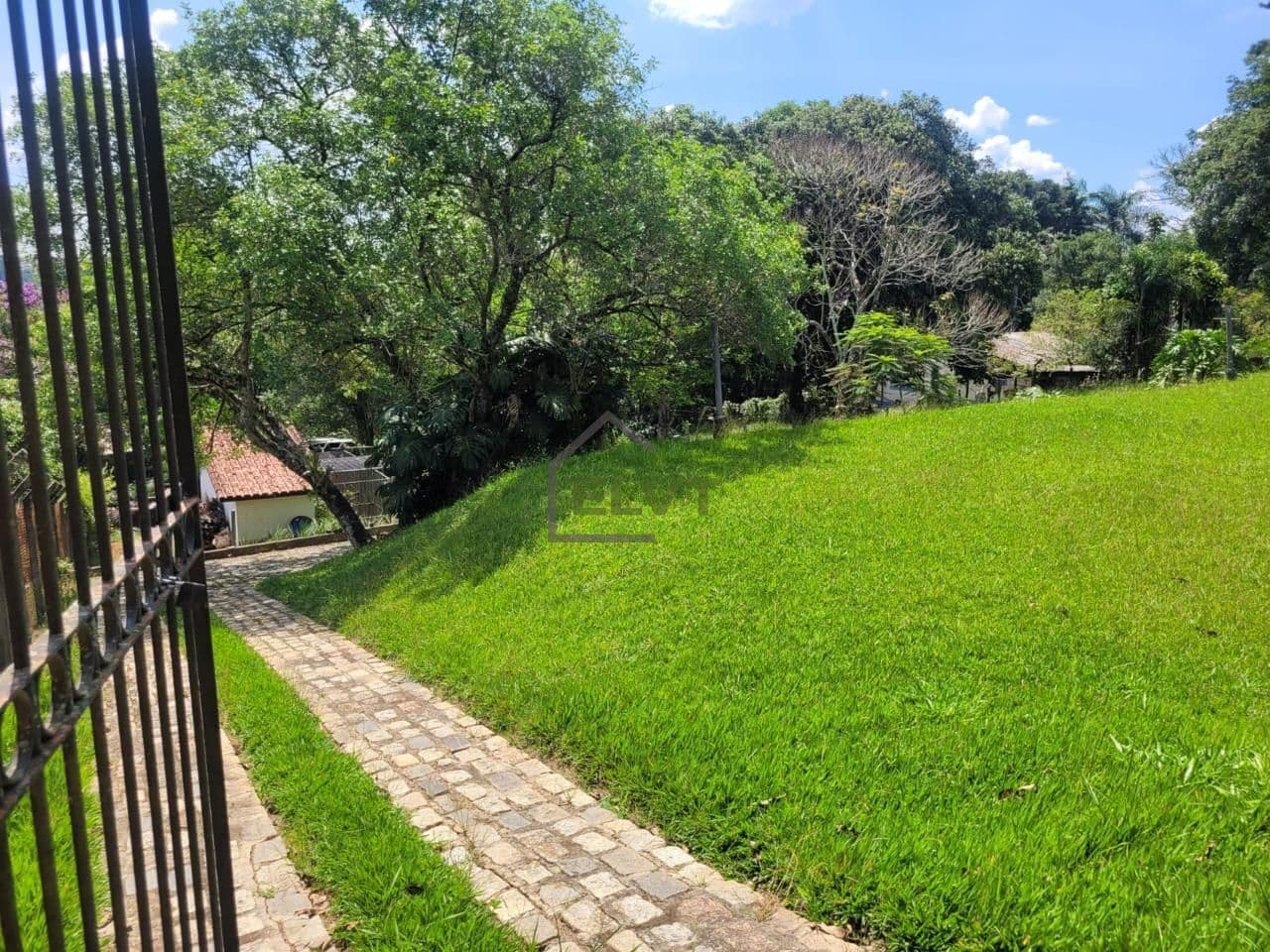 Terreno à venda na Chácara Vale do Rio Cotia