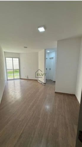 Apartamento à venda no bairro São Pedro em Osasco/SP com 2 quartos