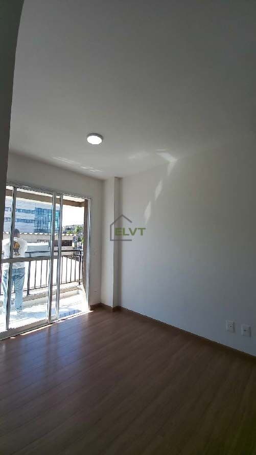 Apartamento à venda em Alphaville com 3 quartos