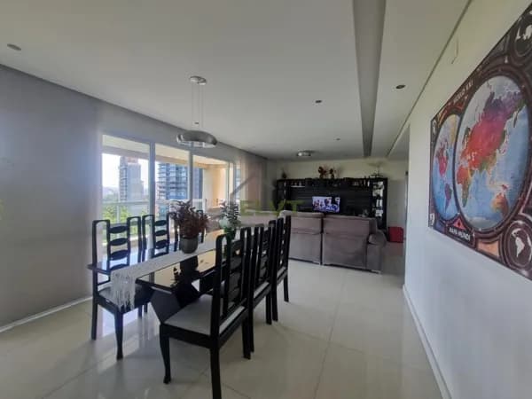 Apartamento à venda no bairro Umuarama em Osasco/SP com 4 quartos