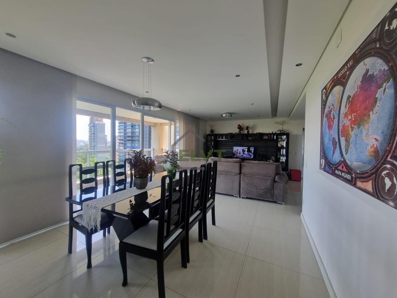 Apartamento à venda no bairro Umuarama em Osasco/SP com 4 quartos