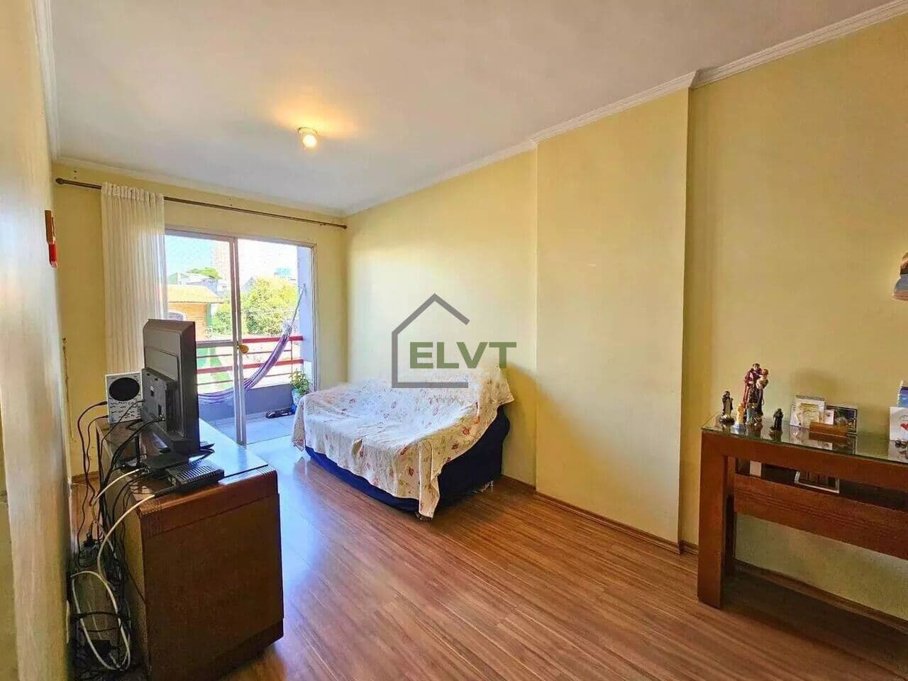 Apartamento à venda no bairro Vila Osasco em Osasco/SP com 3 quartos
