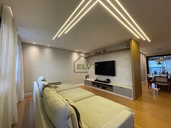 Apartamento à venda na Vila Yara com 3 quartos