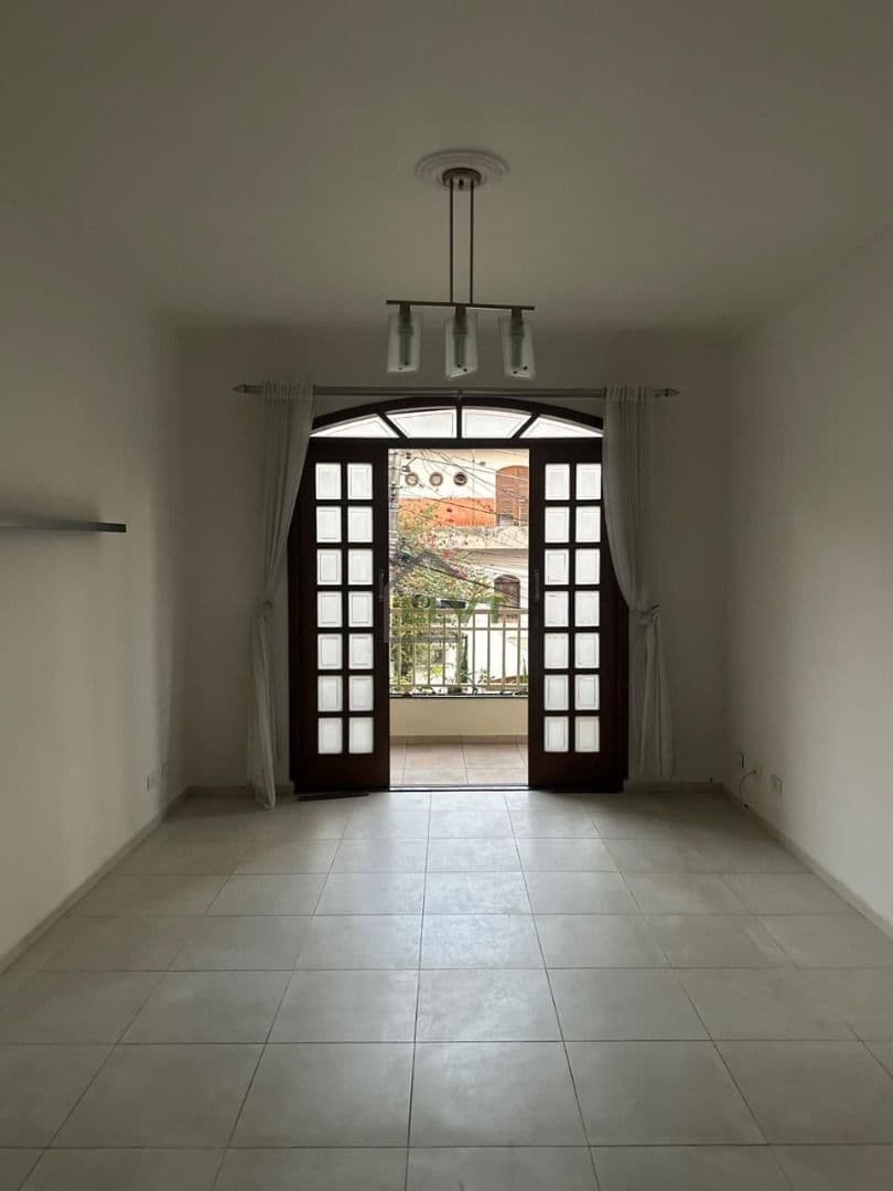 Sobrado à venda no Jardim Lar São Paulo com 3 quartos
