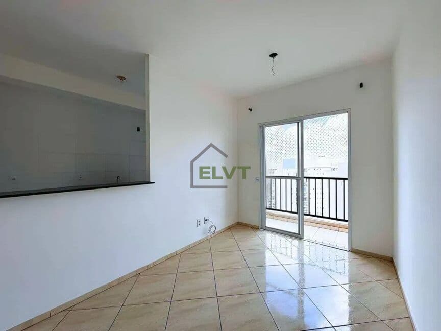 Apartamento à venda no bairro Umuarama em Osasco/SP com 2 quartos