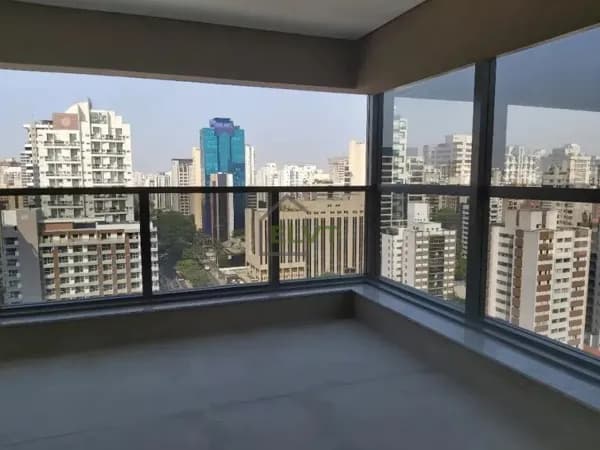 Sala comercial à venda no bairro Moema em São Paulo com 300m²