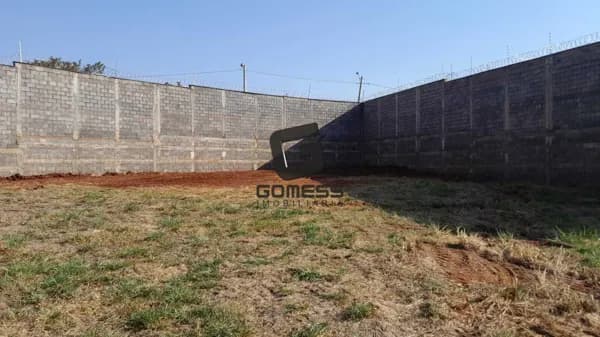 Lote/Terreno em Ribeirão Preto - Jardim Valência