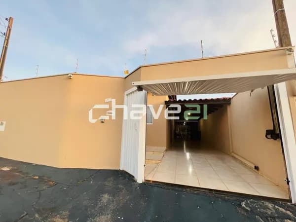 CASA COMPLETA COM SUÍTE, ÁREA GOURMET E SEGURANÇA – CONFORTO E PRATICIDADE PARA SUA FAMÍLIA
