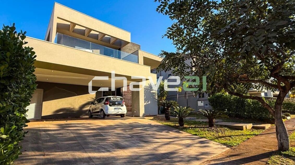 SOBRADO EXCLUSIVO NO RESIDENCIAL QUINTA DO GOLFE