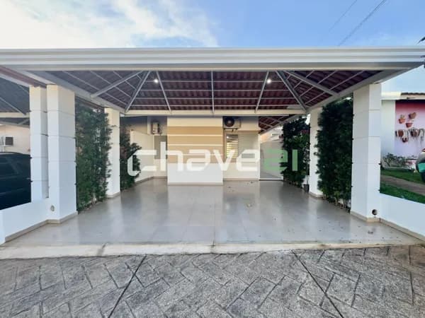 CASA DIFERENCIADA NO CONDOMÍNIO GARDEN VILLAGE – CONFORTO, FUNCIONALIDADE E EXCELENTE DISTRIBUIÇÃO