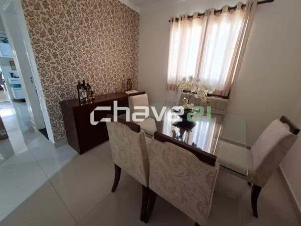 CASA COMPLETA COM ENERGIA FOTOVOLTAICA – CONFORTO, SEGURANÇA E ÁREA GOURMET