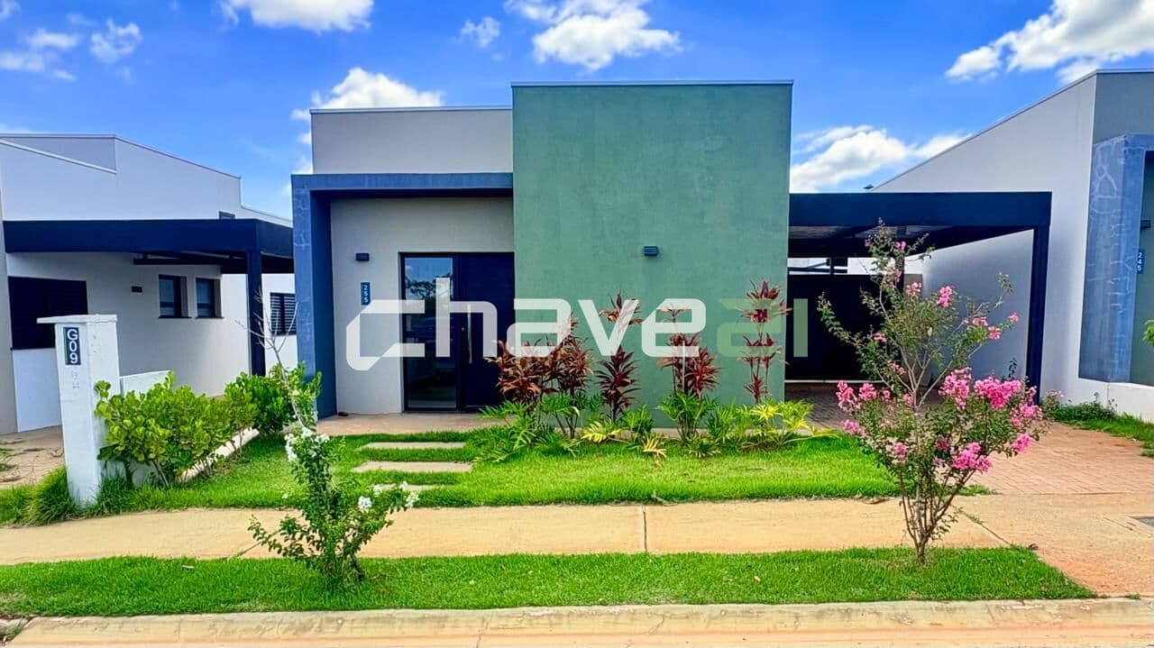 CASA TÉRREA NO FENHOUSE – 3 DORMITÓRIOS | EM FRENTE AO LAZER