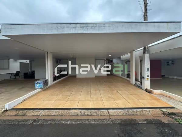 CASA DIFERENCIADA NO CONDOMÍNIO GARDEN VILLAGE – CONFORTO, FUNCIONALIDADE E EXCELENTE DISTRIBUIÇÃO