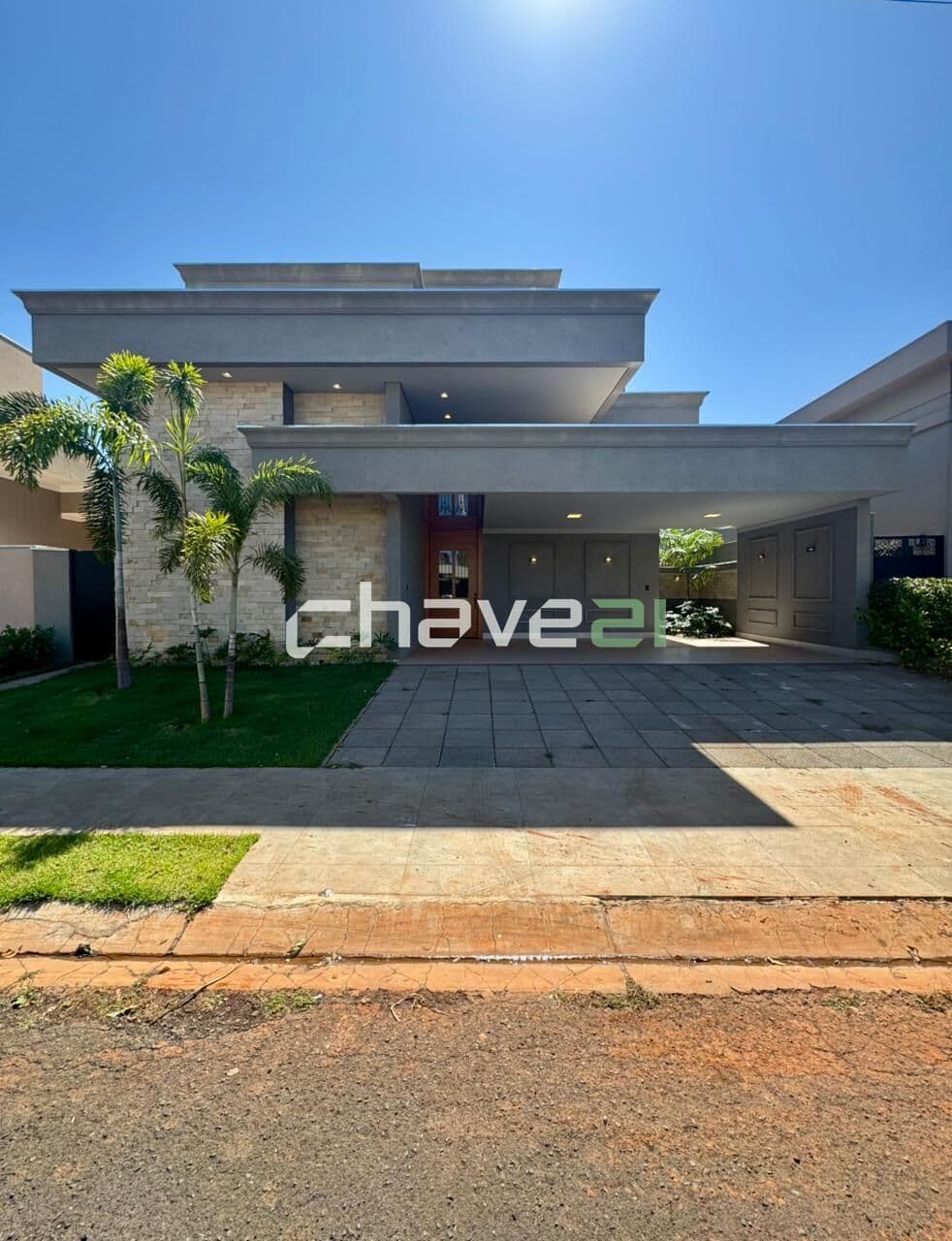 CASA ALTO PADRÃO COM 4 SUÍTES, ESPAÇO GOURMET E PISCINA PRIVATIVA