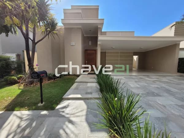 CASA MODERNA COM 3 SUÍTES, ÁREA GOURMET E PISCINA