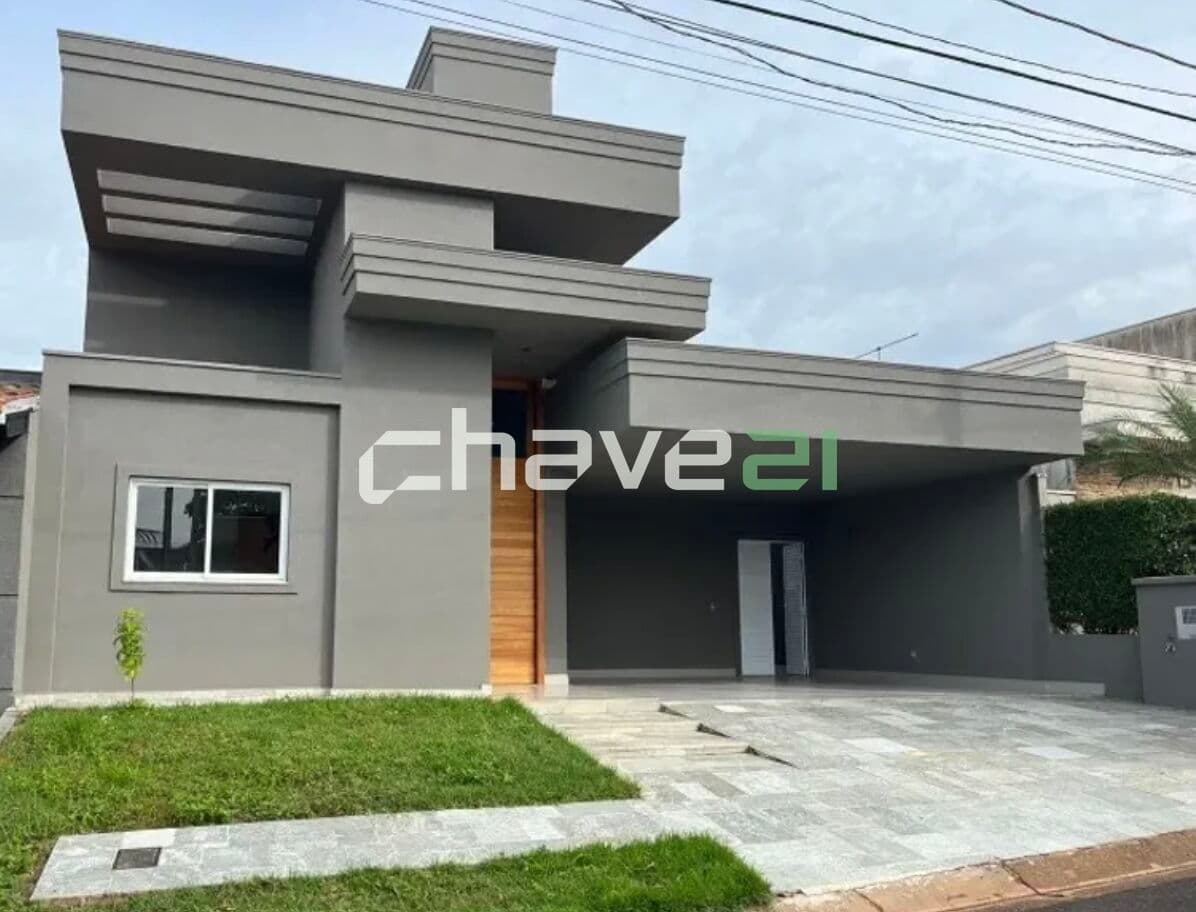 EXCELENTE CASA EM CONDOMÍNIO FECHADO – CONFORTO E SOFISTICAÇÃO