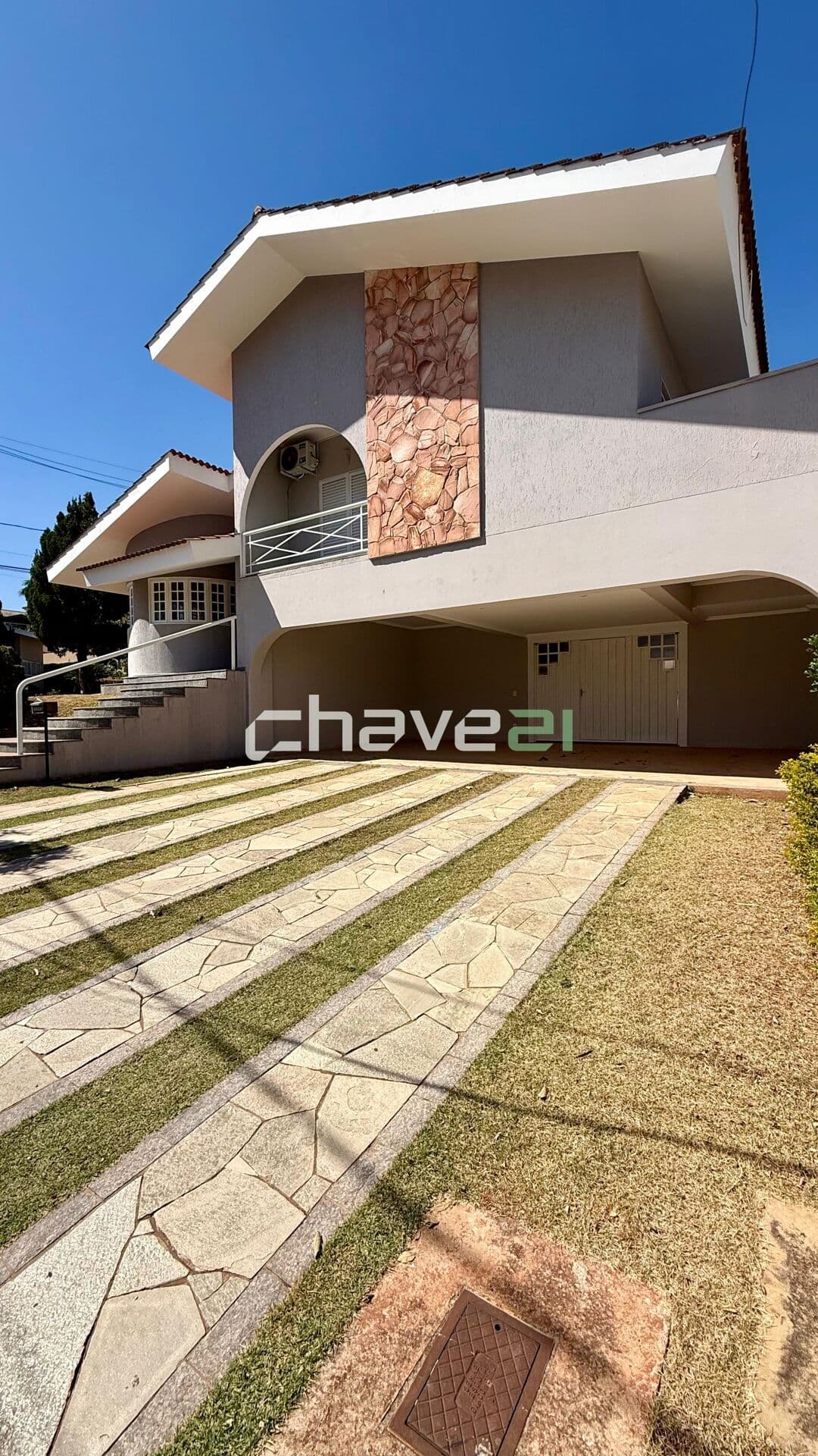 Condomínio Damha 2 – Casa Ampla e Confortável com Área de Lazer Completa