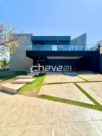 SOBRADO MOBILIADO COM ELEVADOR E ENERGIA FOTOVOLTAICA NO GAIVOTA II – ALTO PADRÃO PARA LOCAÇÃO