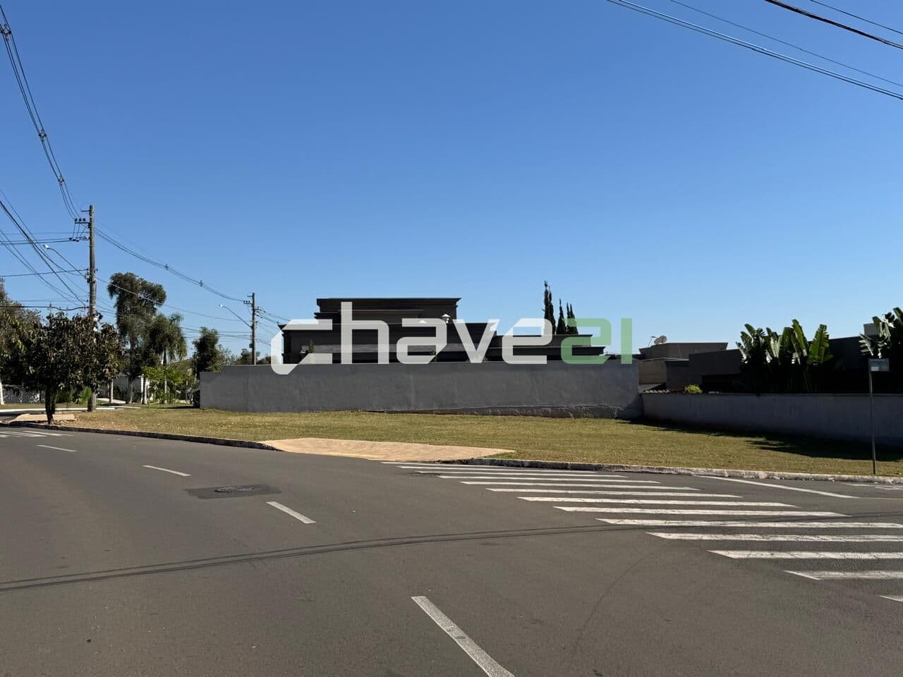 TERRENO EXCLUSIVO NO CONDOMÍNIO RECANTO DO LAGO – AMPLITUDE, LOCALIZAÇÃO PRIVILEGIADA E ALTO POTENCIAL