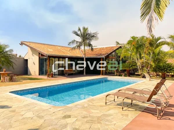 Residência de Alto Padrão com 1000 m² – Luxo, Conforto e Sustentabilidade