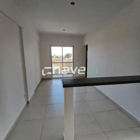 APARTAMENTO NOVO NUNCA HABITADO COM SACADA E ARMÁRIO
