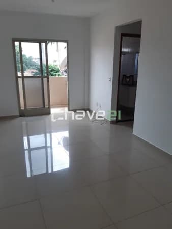 APARTAMENTO COM 2 DORMITÓRIOS EM ÓTIMA LOCALIZAÇÃO NA VILA ERCILIA